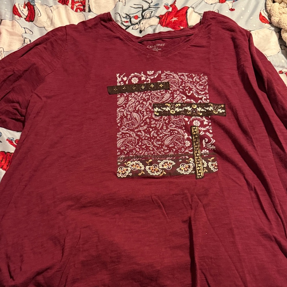 Burgundy Graphic T-Shirt